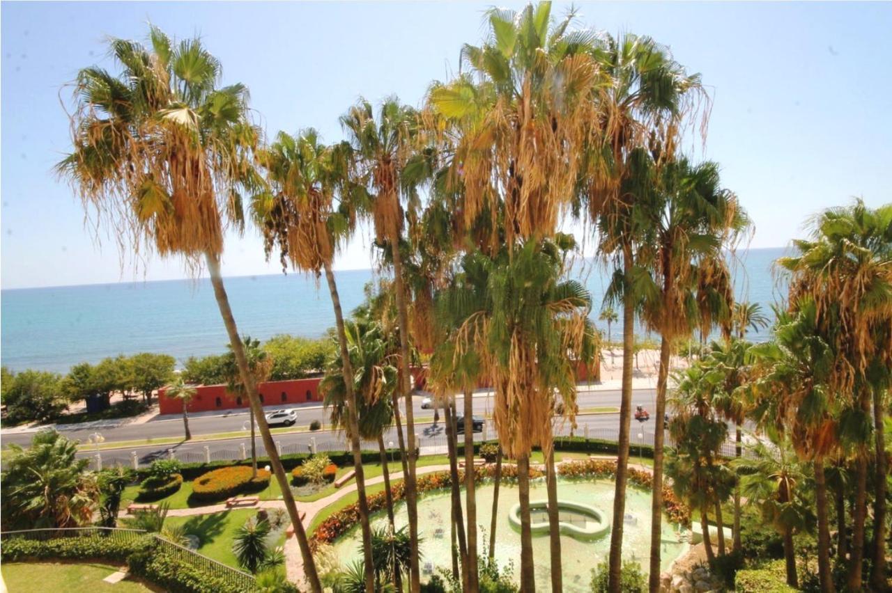 Estudio En Benalbeach, Vistas Mar, Primera Linea Playa Benalmádena Exteriör bild